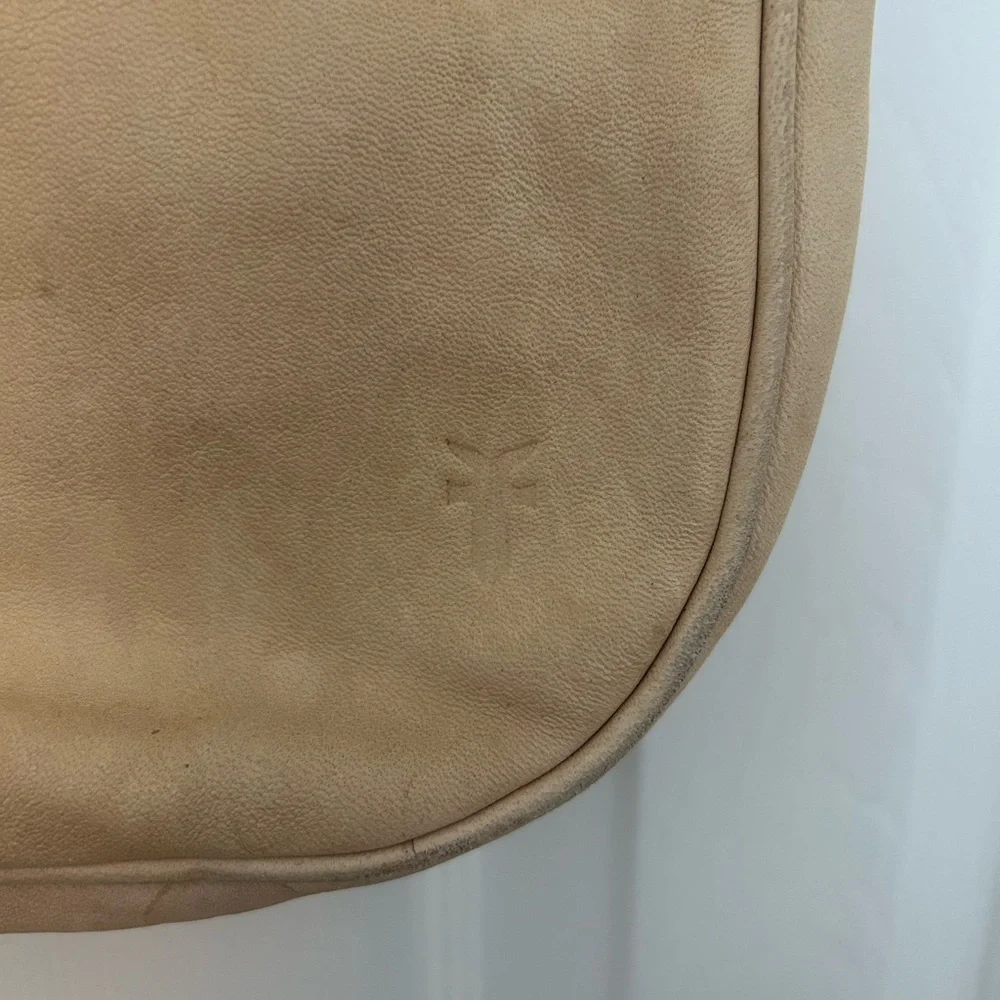 FRYE | Madison Leather Crossbody Bag - Picture 4 of 9